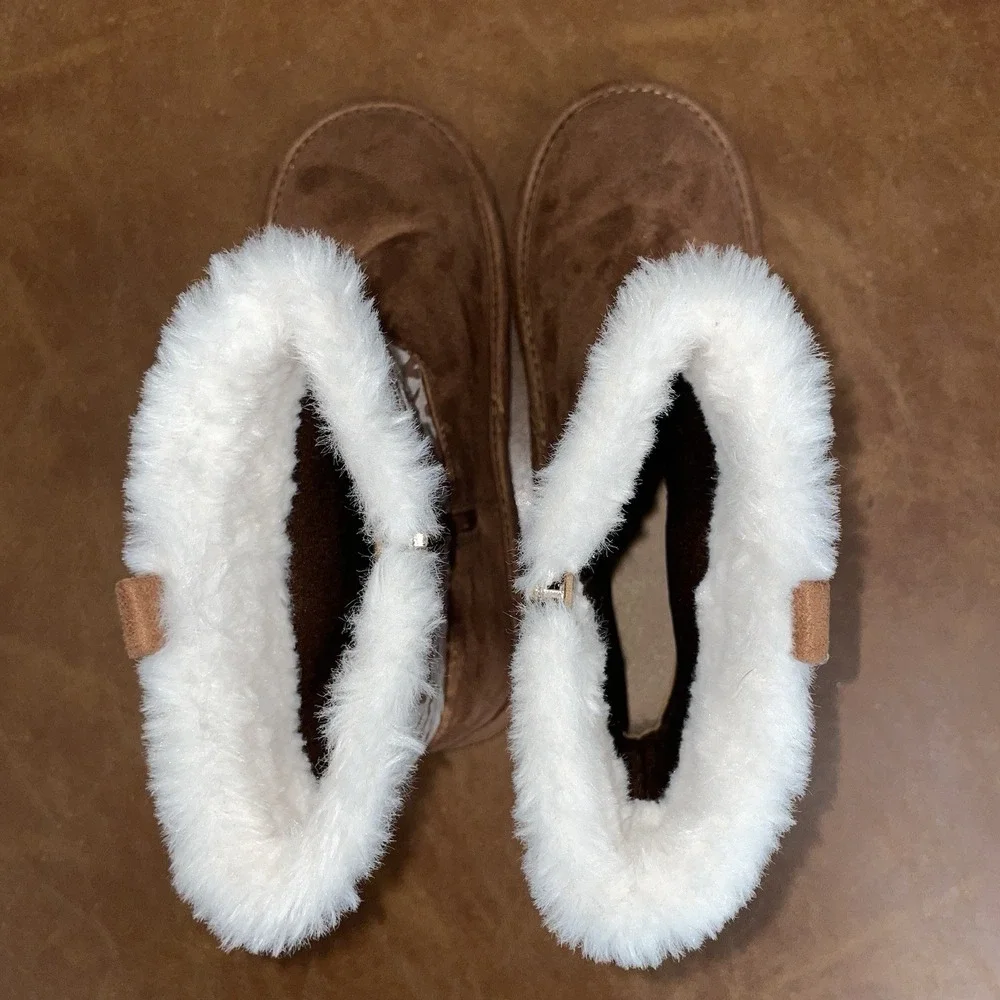 Michael Kors MK Logo Print Winter Boots Faux Fur Zip Up Girl's Size:‎ 3